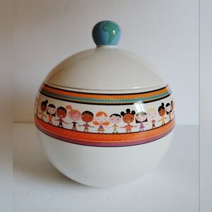 Unicef Cookie Jar Circle of Friends Global Children of the World Holding Hands